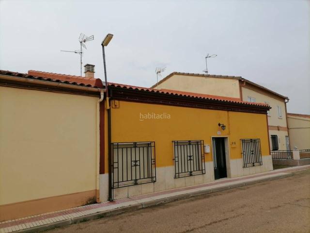Casa adosada en venta en Sancti Spíritus. Casa adosada en venta en SanctiSpíritus. Casas adosadas Sancti.