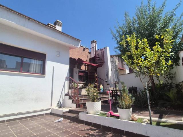 Casa adosada en Venta en Sangonera la Verde