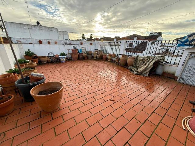 Casa adosada en Venta en Sanlúcar la Mayor