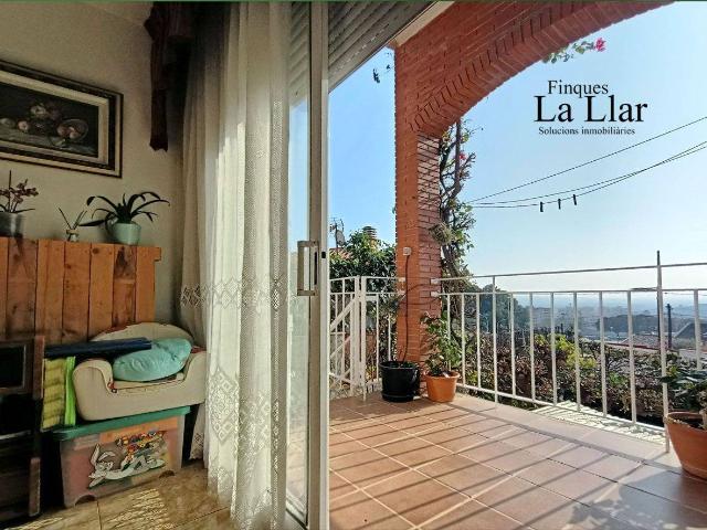 Casa adosada en Venta en Sant Vicenç Dels Horts