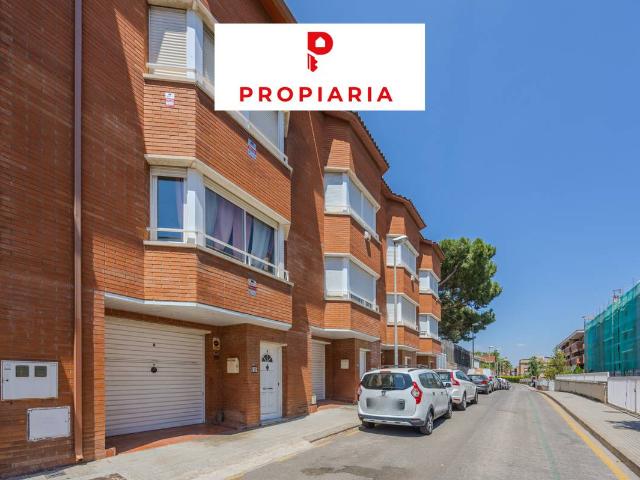 Casa adosada en Venta en Sant Vicenç Dels Horts