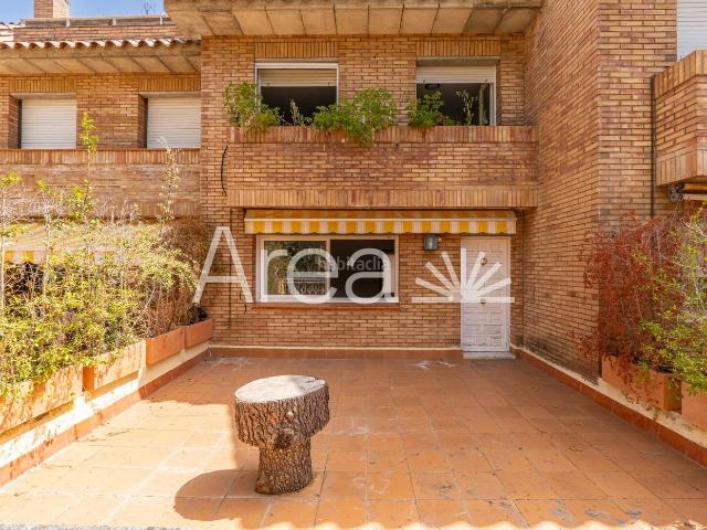 Casa adosada en venta en Sant Andreu de Llavaneres, Centre. CASA ADOSADA CENTRO PUEBLO EN CONJUNTO RESIDENCIAL. Casas adosadas Sant Andreu de.