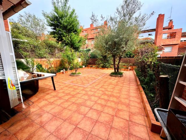 Casa adosada en venta en Sant Boi de Llobregat, Marianao. CASA CAN CARRERAS EN UBICACIÓN INMEJORABLE. Casas adosadas Sant Boi de.