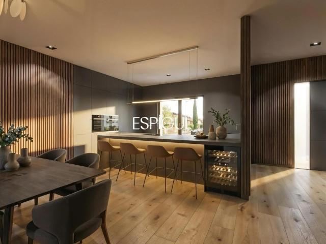 Casa adosada en venta en Sant Cugat del Vallès, Colomer. Casa completamente reformada en venta en Parc Central. Casas adosadas Sant Cugat del.