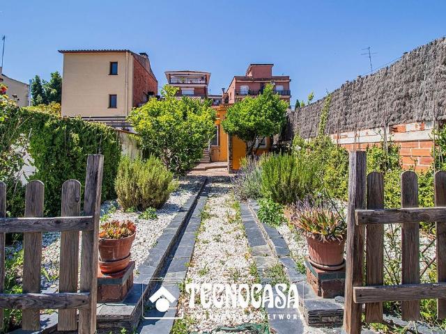 Casa adosada en venta en Sant Cugat del Vallès, de 76 m² 3 habitaciones por 550.000