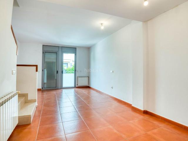 Casa adosada en venta en Sant Feliu de Guíxols, Vilartagues Tueda de Dalt Costa Brava. Preciosa casa apareada con terraza y piscina comunitaria. Sant Feliu de Guíxols. Casas adosadas Sant Feliu de.