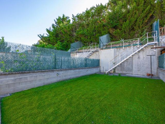 Casa adosada en venta en Sant Quirze de Besora. CASA EN VENTA EN SANT QUIRZE DE BESORA. Casas adosadas Sant Quirze de.
