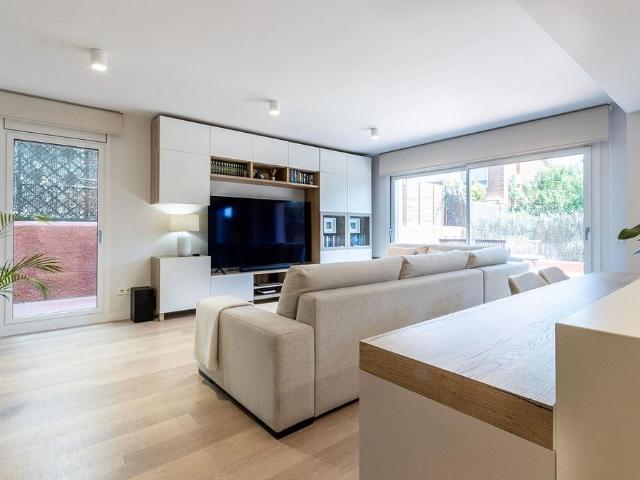 Casa adosada en venta en Sant Quirze del Vallès, de 175 m² 4 habitaciones por 695.000