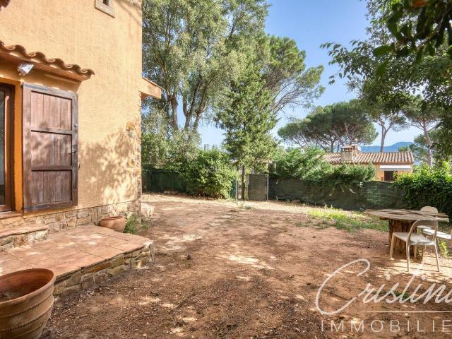 Casa adosada en venta en Santa Cristina d´Aro, Golf Costa Brava. CASA ADOSADA CON JARDIN EN GOLF COSTA BRAVA. Casas adosadas Santa Cristina.