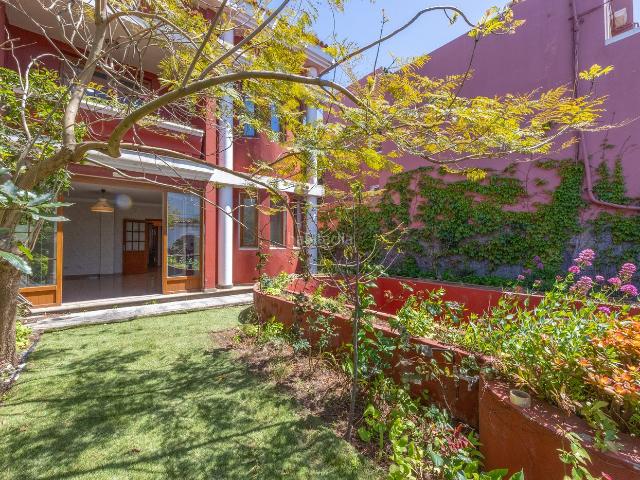 Casa adosada en venta en Santa Brígida, Monte Lentiscal Las Meleguinas. Chalet Adosado en Santa Brígida con 2 Jardines. Casas adosadas Santa.