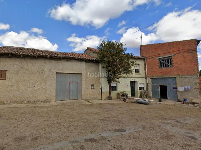 Casa adosada en venta en Santa Elena de Jamuz. Casas adosadas Santa Elena de.