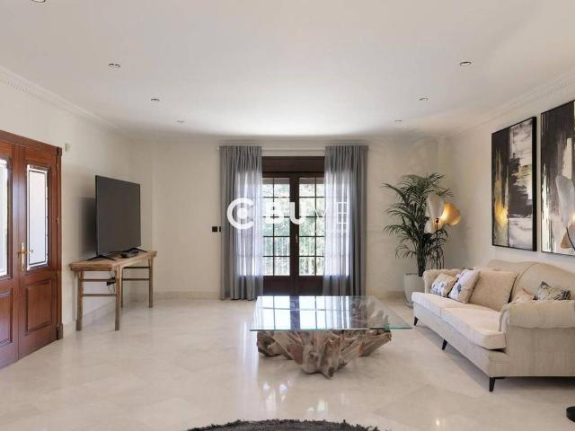 Casa adosada en Venta en Santa Eufemia