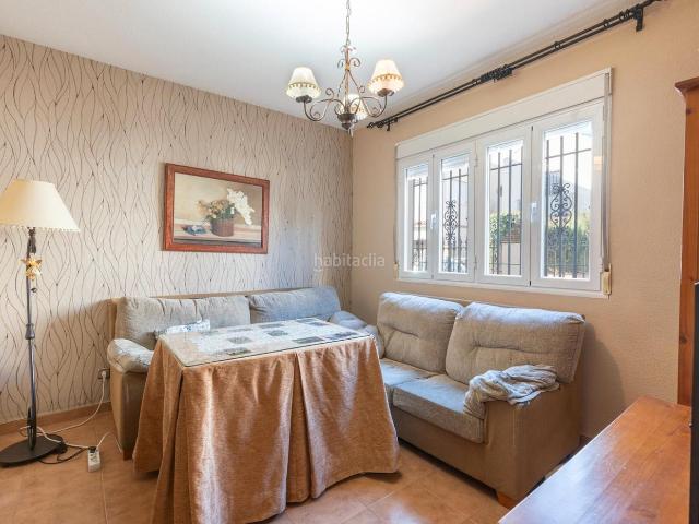 Casa adosada en venta en Santa Fe. Casa en Santa Fe. Casas adosadas Santa.