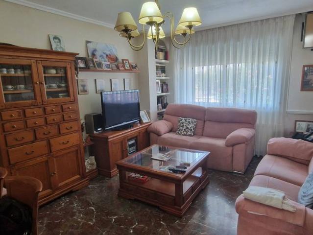 Casa adosada en Venta en Santa Isabel