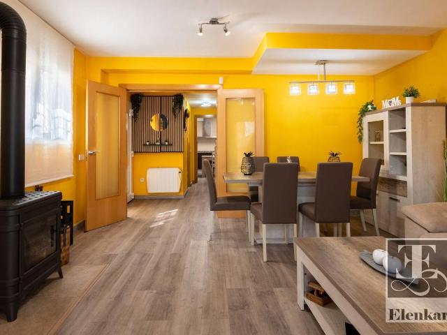 Casa adosada en Venta en Santa Oliva