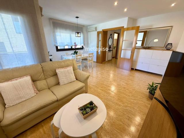 Casa adosada en venta en Santa Margarida i els Monjos, La Ràpita. ADOSADA ESQUINERA EN SANTA MARGARIDA I ELS MONJOS!. Casas adosadas Santa Margarida i els.