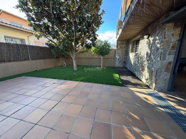 Casa adosada en venta en Santa Maria de Palautordera. Casa de obra vista y piedra en venta en Santa Maria de Palautordera. Casas adosadas Santa Maria de.