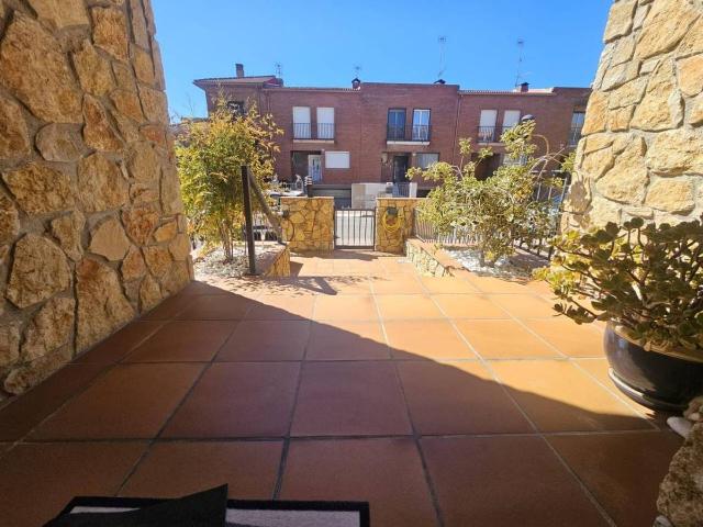 Casa adosada en Venta en Santa Maria de Palautordera