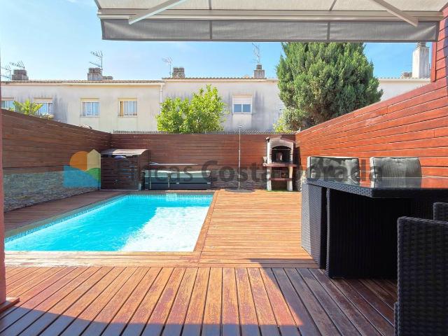 Casa adosada en Venta en Santa Maria L'Eixample Sud Sumella