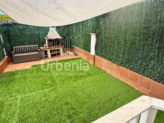 Casa adosada en venta en Santa Susanna, de 140 m² 4 habitaciones por 360.000