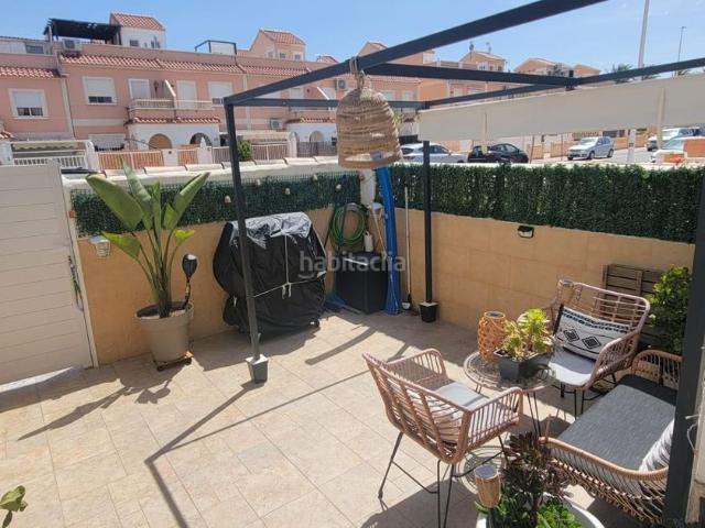 Casa adosada en venta en Santa Pola, Panorama Sierramar. Chalet pareado en Monte y Mar Alto, Gran Alacant. Casas adosadas Santa.