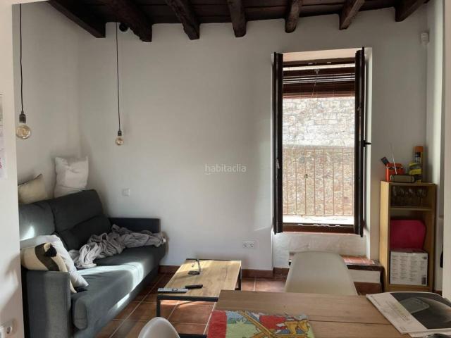 Casa adosada en venta en Santa Pau. Venta de casa adosada en Santa Pau. Casas adosadas Santa.