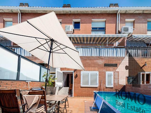 Casa adosada en Venta en Santa Perpètua de Mogoda