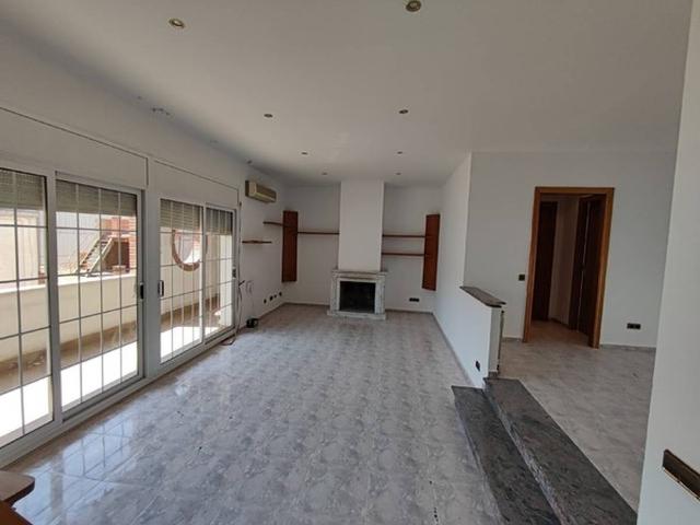 Casa adosada en Venta en Santa Perpètua de Mogoda