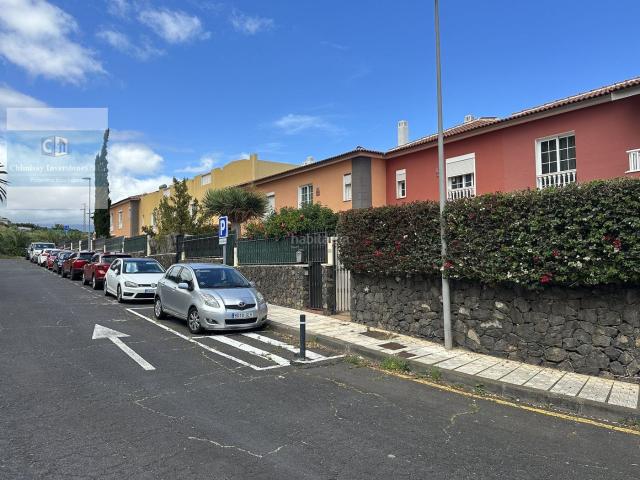 Casa adosada en venta en Santa Úrsula, La Quinta. Gran oportunidad adosado de 3 dormitorios en La Quinta, Santa Úrsula. Casas adosadas Santa.