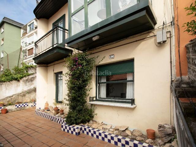 Casa adosada en venta en Santander, General Dávila. Se vende Chalet pareado en Menendez Pelayo Santander. Casas adosadas.