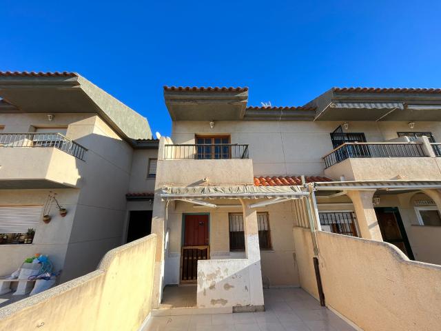 Casa adosada en Venta en Santiago de la Ribera