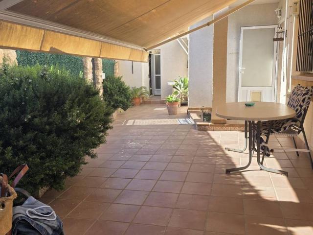 Casa adosada en Venta en Santiago de la Ribera