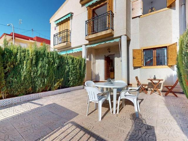 Casa adosada en Venta en Santiago de la Ribera
