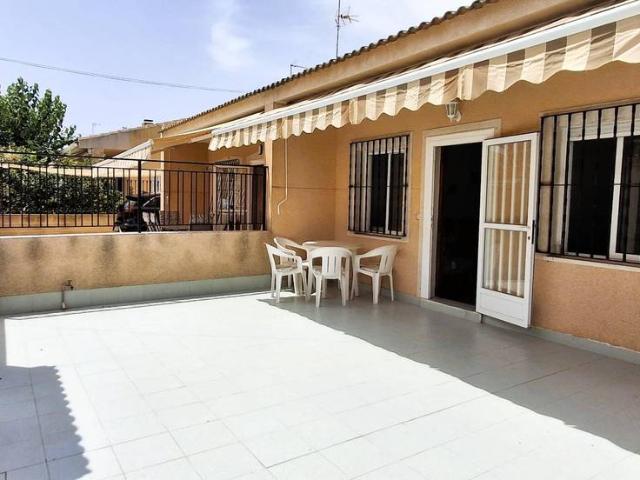 Casa adosada en Venta en Santiago de la Ribera