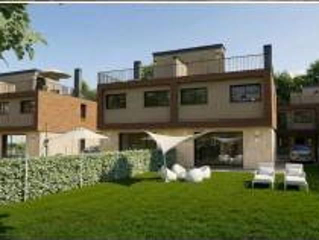 Casa adosada en Venta en Santillana del Mar
