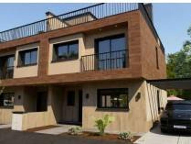 Casa adosada en Venta en Santillana del Mar