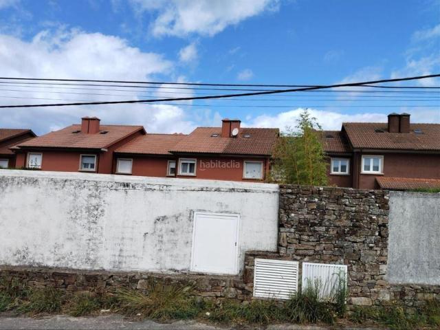 Casa adosada en venta en Sanxenxo, Vilalonga. Chalet adosado sin posesión en Sanxenxo. Casas adosadas.