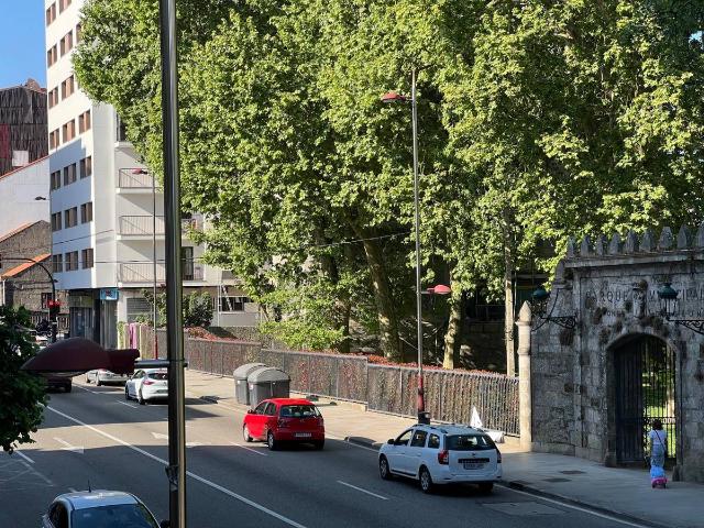 Casa adosada en Venta en Sardoma Castrelos