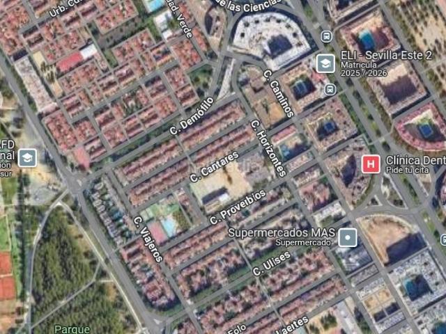 Casa adosada en venta en Sevilla, Colores Entreparques. Casas adosadas.