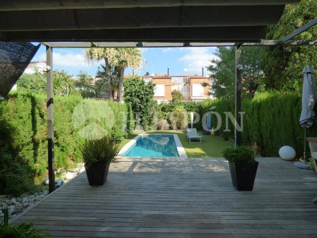 Casa adosada en Venta en Sector Est