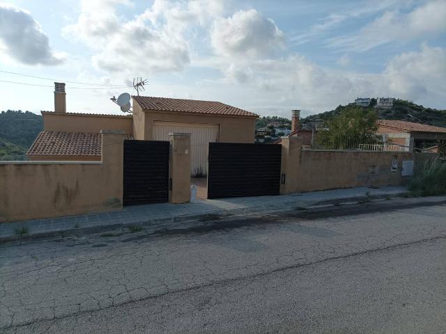 Casa adosada en Venta en Segur de Dalt