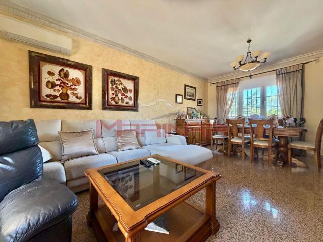 Casa adosada en venta en Seseña, Centro. Adosado en Seseña. Casas adosadas.