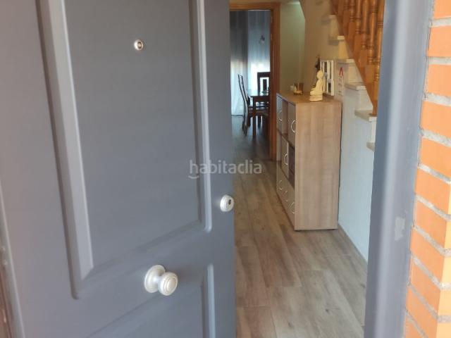 Casa adosada en venta en Seseña, Los Robles. precioso casa. Casas adosadas.