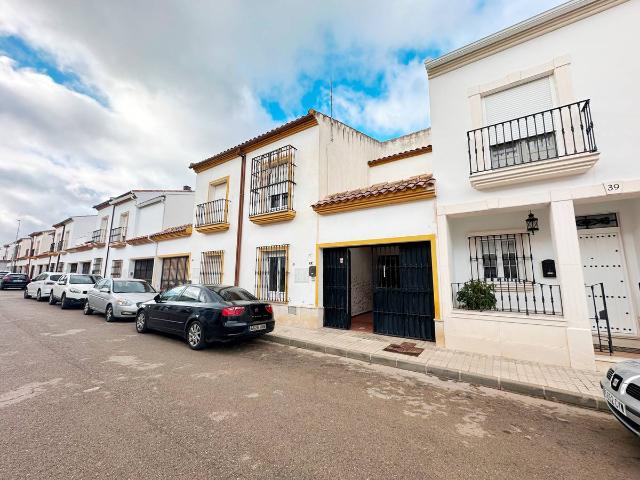 Casa adosada en Venta en Sierra de Yeguas