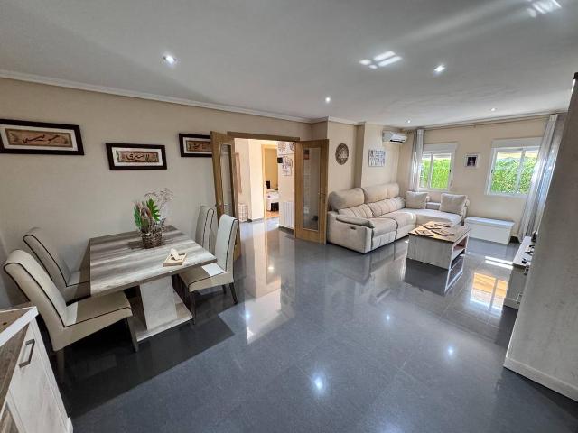 Casa adosada en Venta en Sierra Perenchiza Cumbres de Calicanto Sto Domingo