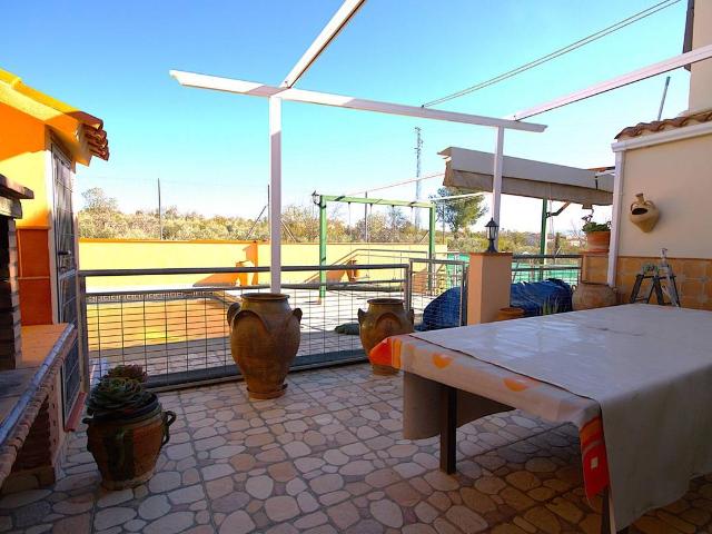 Casa adosada en Venta en Pozo Alcón