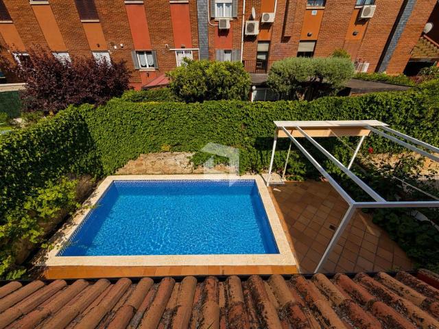 Casa adosada en venta en Pozuelo de Alarcón, Estación. en Pozuelo De Alarcón. Casas adosadas Pozuelo de.