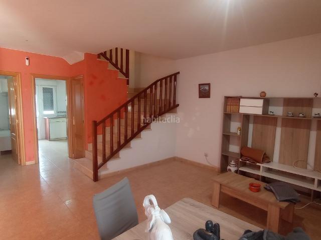 Casa adosada en venta en Pozuelo de Calatrava. Unifamiliar en venta. Casas adosadas Pozuelo de.
