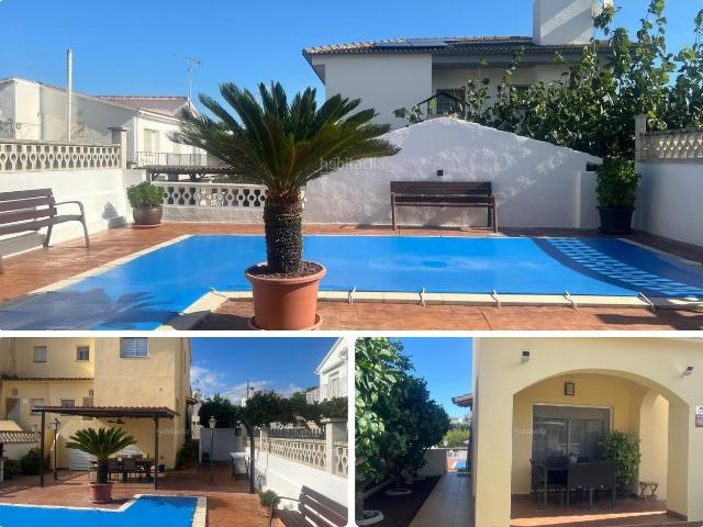 Casa adosada en venta en Pobla de Montornès La. OPORTUNIDAD! HERMOSA CASA CON PISCINA Y JARDIN POBLA DE MONTORNES. Casas adosadas Pobla de Montornès.