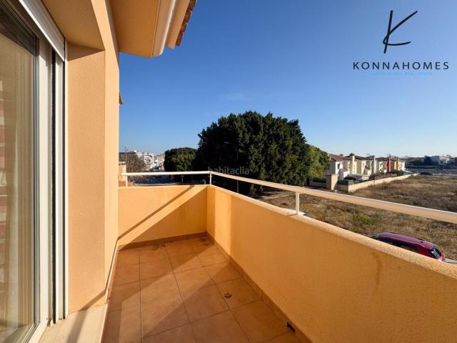 Casa adosada en venta en Poblets els. Encantador Adosado en Els Poblets Espacio, Luz y Confort. Casas adosadas Poblets.